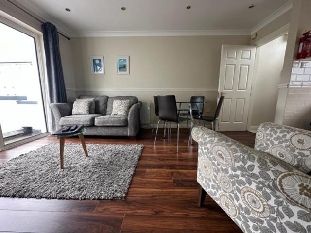 St Bridget'S Apartments 戈尔韦 外观 照片