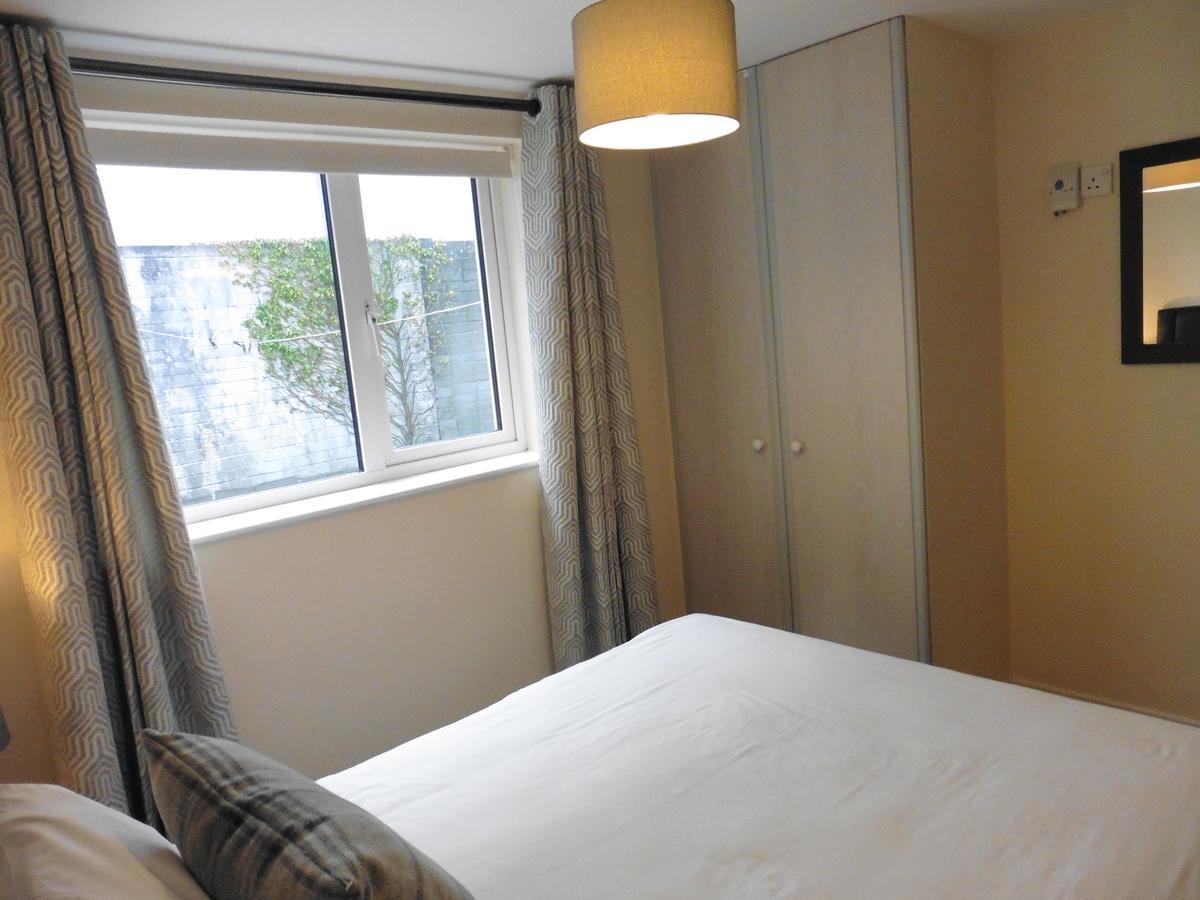 St Bridget'S Apartments 戈尔韦 外观 照片